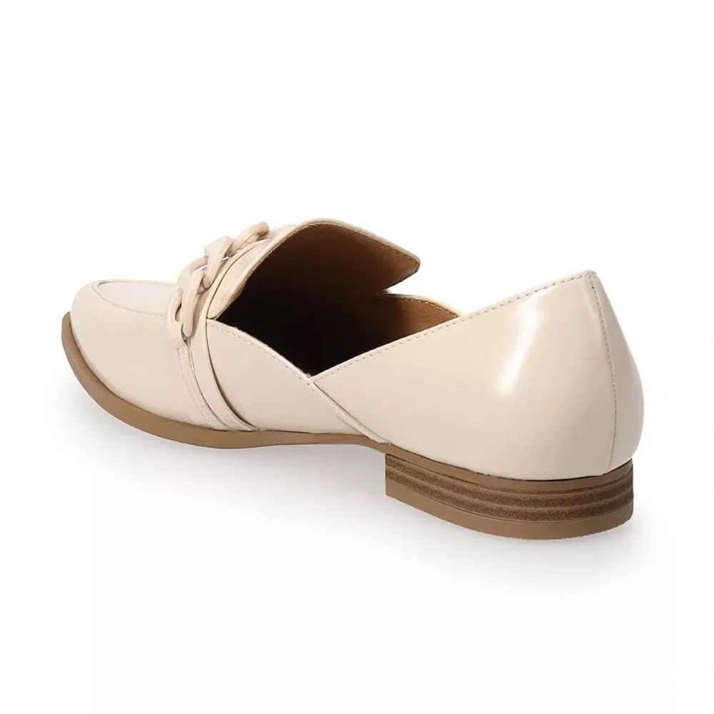 LC Lauren Conrad Cream Patent Leather Loafers with Chain Detail DEMII sz 11